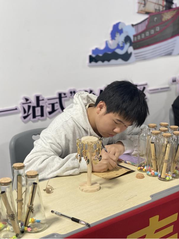 图片1.png 图片1.png